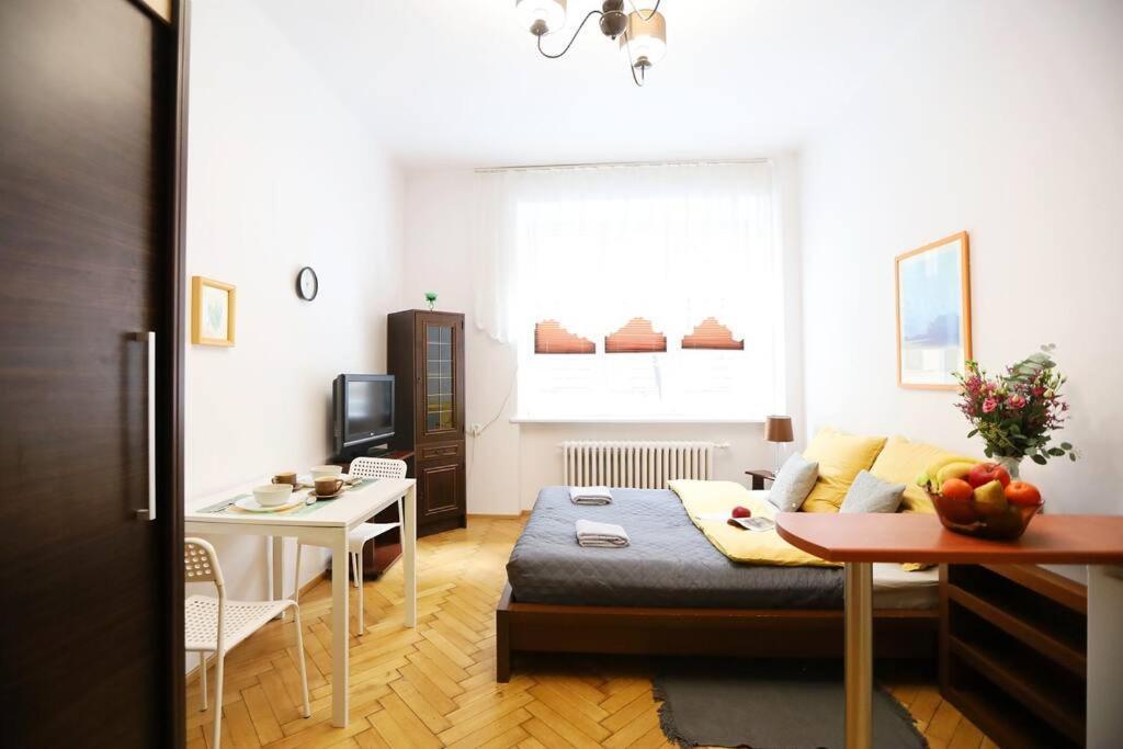 كراكوفيا Batorego Cosy Apartment المظهر الخارجي الصورة