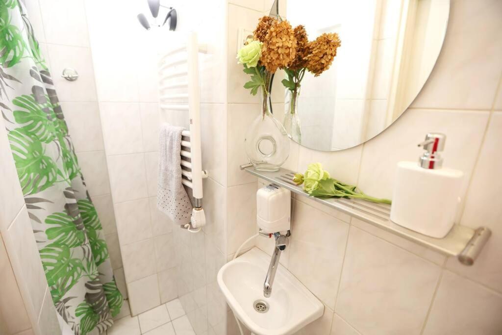 كراكوفيا Batorego Cosy Apartment المظهر الخارجي الصورة